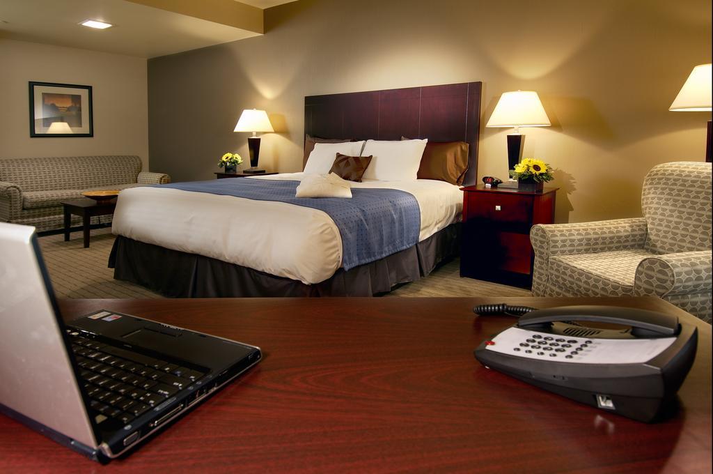 Nichols Village Hotel And Spa Clarks Summit Extérieur photo