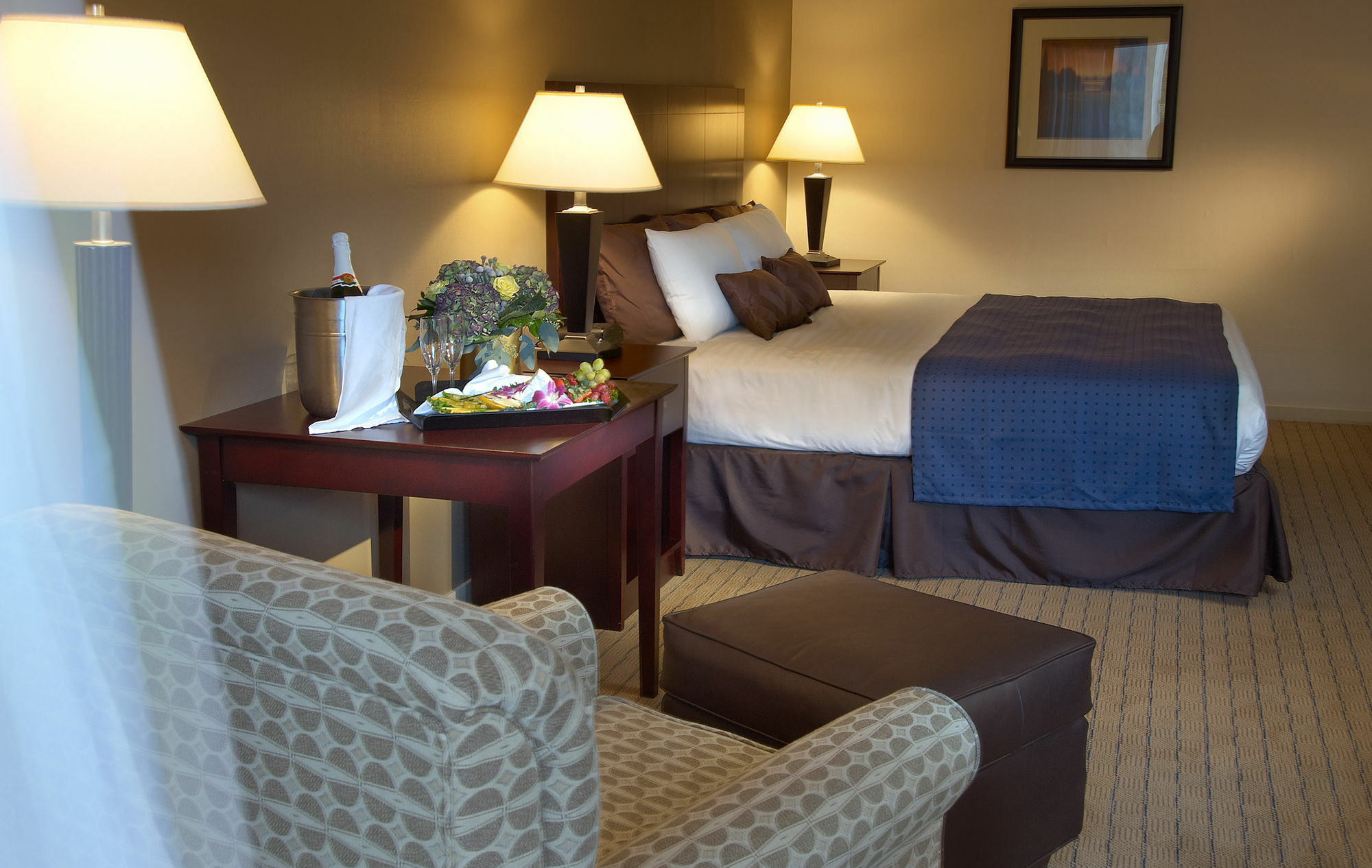 Nichols Village Hotel And Spa Clarks Summit Extérieur photo